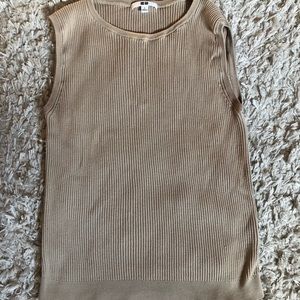 Uniqlo knit tank